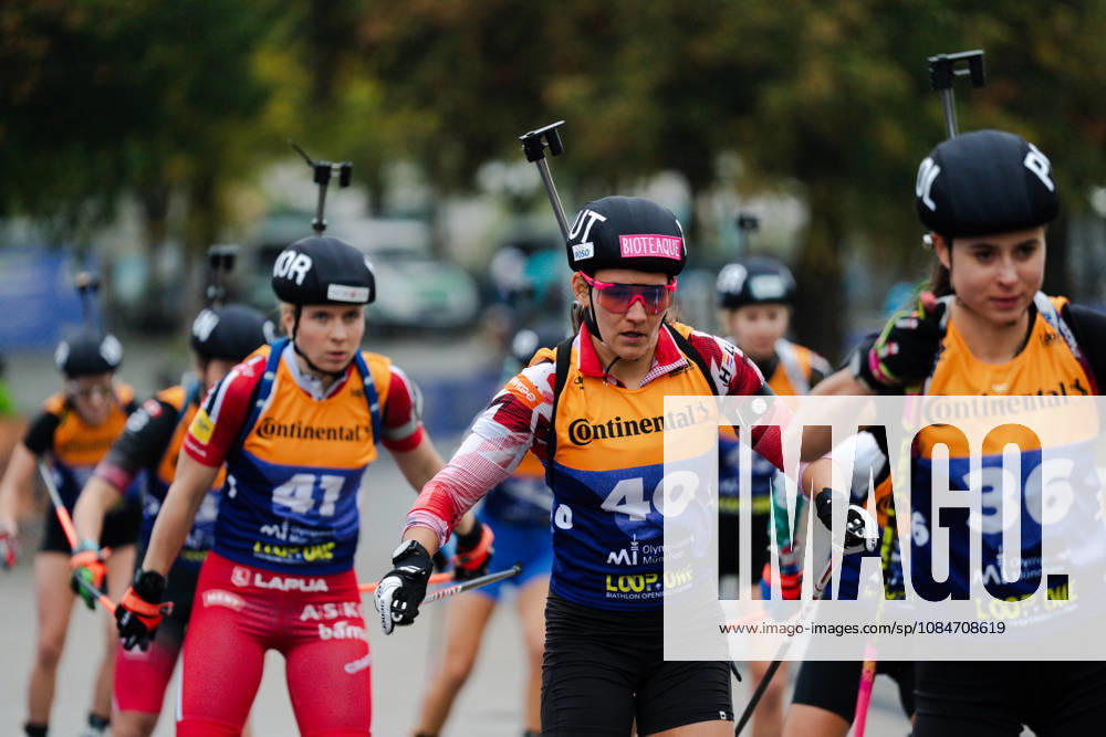 GER, Biathlon, Frauen, IBU Biathlon Loop One Festival 2026, Saison 2026 2027, Super Sprint Qualifikation Damen Heat 1-4 Kamila Zuk ( POL, 36 ), Dunja Zdouc ( AUT, 40 ), Gro Randby ( NOR, 41 ) in der Verfolgergruppe München Olympiapark Bayern Deutschland