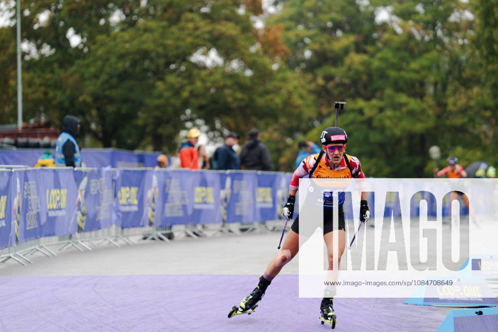 GER, Biathlon, Frauen, IBU Biathlon Loop One Festival 2026, Saison 2026 2027, Super Sprint Qualifikation Damen Heat 1-4 Dunja Zdouc ( AUT, 40 ) in der Kurve München Olympiapark Bayern Deutschland