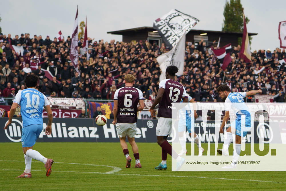 Im Bild: Tom Baumgart (Chemnitzer FC, 29), Torschuss 18.10.2026, BFC Dynamo vs. Chemnitzer FC, Regionalliga Nordost, Saison 2026 27, Sportforum Hohenschoenhausen