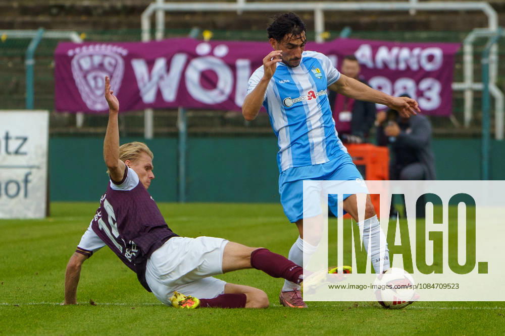 Im Bild: Joey Breitfeld (BFC Dynamo, 14), Domenico Alberico (Chemnitzer FC, 10), Zweikampf 18.10.2026, BFC Dynamo vs. Chemnitzer FC, Regionalliga Nordost, Saison 2026 27, Sportforum Hohenschoenhausen