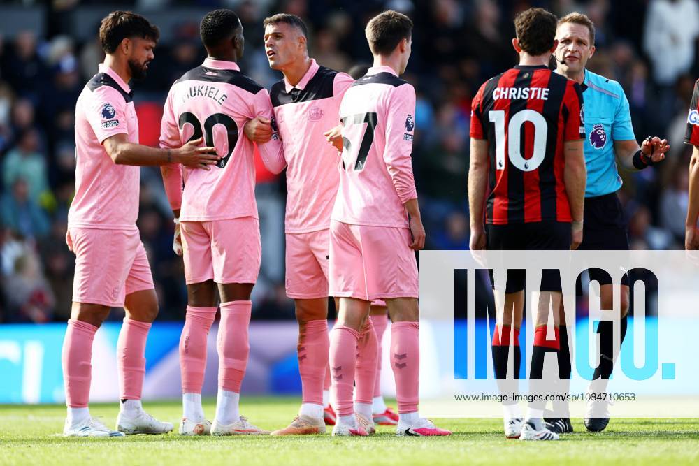 Granit Xhaka of Sunderland and team mates. Bournemouth v Sunderland, Premier League, Football, Vitality Stadium, Bournemouth, UK - 18 Oct 2026Bournemouth Vitality Stadium United Kingdom