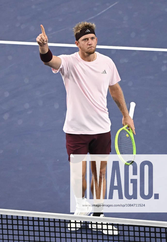 (261018) -- SHANGHAI, Oct. 18, 2026 -- Alejandro Davidovich Fokina of Spain celebrates during the men s singles final match against Rafael Jodar of Spain at the 2026 ATP, Tennis Herren tour Shanghai Masters tennis tournament in Shanghai, China, Oct. 18, 2026. ) (SP)CHINA-SHANGHAI-TENNIS-SHANGHAI MASTERS-MEN S SINGLES (CN) ChenxHaoming