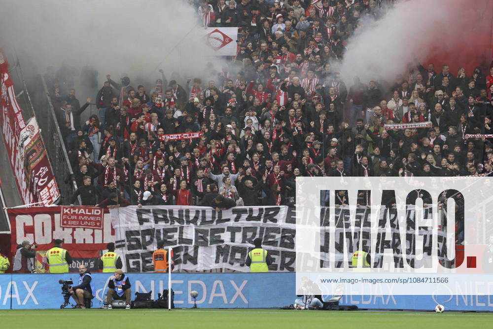 Fans von SC Freiburg sind zu sehen mit Flaggen, Bannern waehrend des Spiels der 1. Bundesliga zwischen Bayer 04 Leverkusen und Club Freiburg, BayArena am 18. October 2026 in Leverkusen, Deutschland. (Foto von Oliver Kaelke DeFodi Images) +++ Supporters of SC Freiburg are seen with flags, banner during the Bundesliga match between Bayer 04 Leverkusen and Sport-Club Freiburg at BayArena on October 18, 2026 in Leverkusen, Germany. (Photo by Oliver Kaelke DeFodi Images) DFB DFL REGULATIONS PROHIBIT ANY USE OF PHOTOGRAPHS AS IMAGE SEQUENCES AND OR QUASI-VIDEO. (Photo by Oliver Kaelke DeFodi Images) -