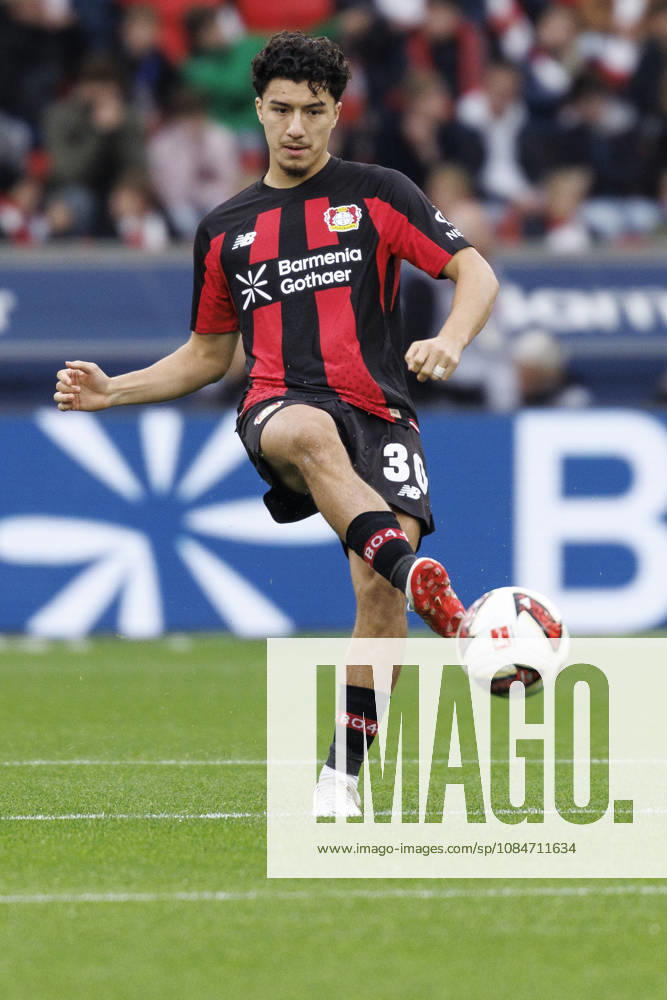 Ibrahim Maza (Bayer 04 Leverkusen, 30) during the German Bundesliga match on gameday 6 between Bayer 04 Leverkusen vs. SC Freiburg at BayArena on October 18, 2026 in Leverkusen, Germany. DFL REGULATIONS PROHIBIT ANY USE OF PHOTOGRAPHS AS IMAGE SEQUENCES AND OR QUASI-VIDEO. Northrhine-Westphalia Germany