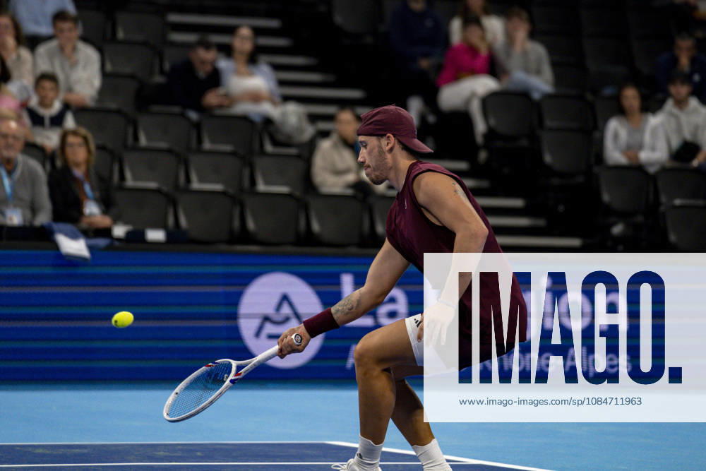 TENNIS : ATP, Tennis Herren 250 - Grand Tennis AURA - Decines (France) 18 10 2026 Kyrian JACQUET (FRA) vs Sascha GUEYMARD WAYENBURG (FRA) during the qualifying tournament of the Auvergne Rhône-Alpes Grand Prix at the LDLC Arena in Décines on October 18, 2026. Photo Sandrine Thesillat PsNewZ