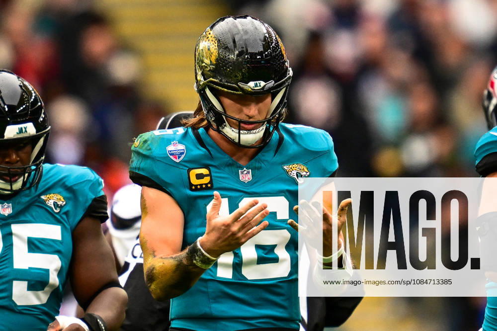 Jacksonville Jaguars v Houston Texans, International Series Trevor Lawrence (16) of Jacksonville Jaguars during the International Series match between Jacksonville Jaguars and Houston Texans at Wembley Stadium, London, UK on 18 October 2026. Editorial use only ,