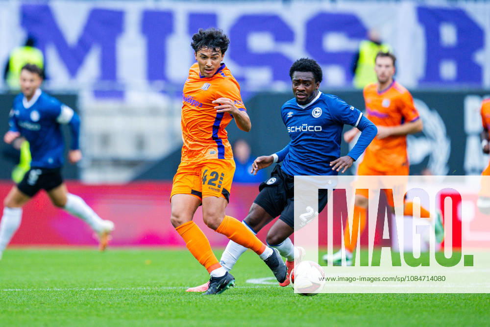 Fußball, 2026 2027, 2. Bundesliga, 8. Spieltag, DSC Arminia Bielefeld - VfL Osnabrück: (L-R) Jonathan Gomez (Osnabrück), Benjamin Boakye (Bielefeld) DFL REGULATIONS PROHIBIT ANY USE OF PHOTOGRAPHS AS IMAGE SEQUENCES AND OR QUASI-VIDEO.