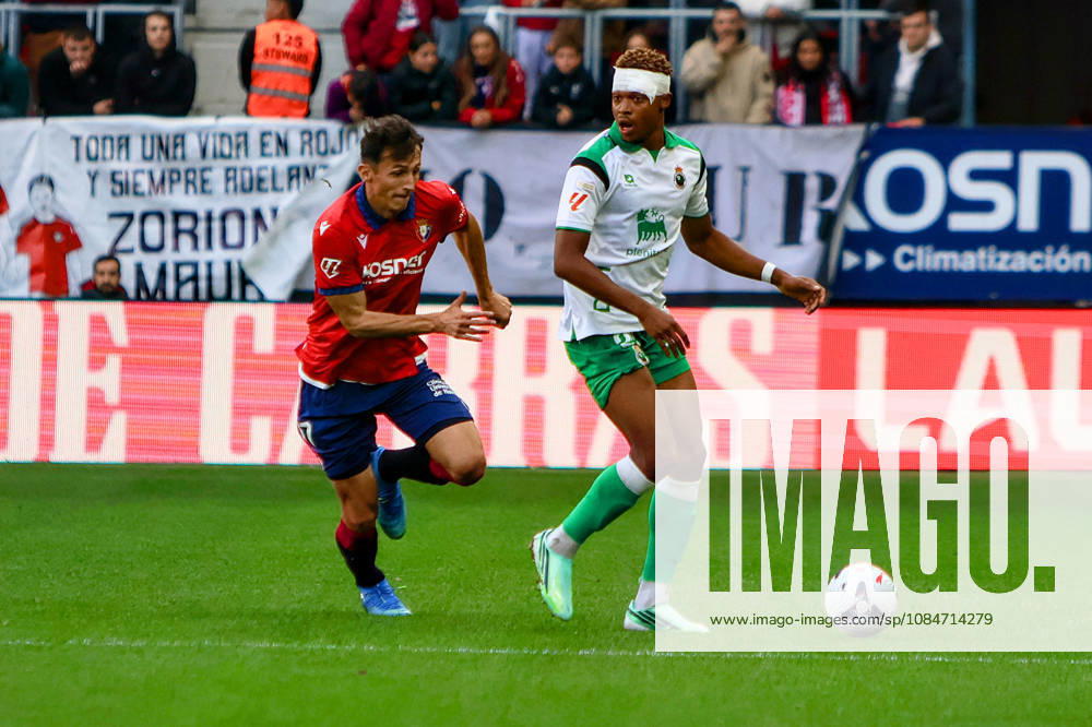 ESP: LaLiga EA Sports Atletico Osasuna v Racing Santander Ante Budimir of Osasuna and Pedro Felipe of Racing de Santander during LaLiga EA Sports match between Atletico Osasuna v Racing Santander played at El Sadar Stadium, Pamplona, on October 18 2026 in Spain Spain Soccer