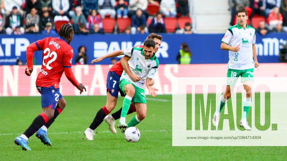 ESP: LaLiga EA Sports Atletico Osasuna v Racing Santander Jon Moncayola of Osasuna and Ivan Martin of Racing de Santander during LaLiga EA Sports match between Atletico Osasuna v Racing Santander played at El Sadar Stadium, Pamplona, on October 18 2026 in Spain Spain Soccer