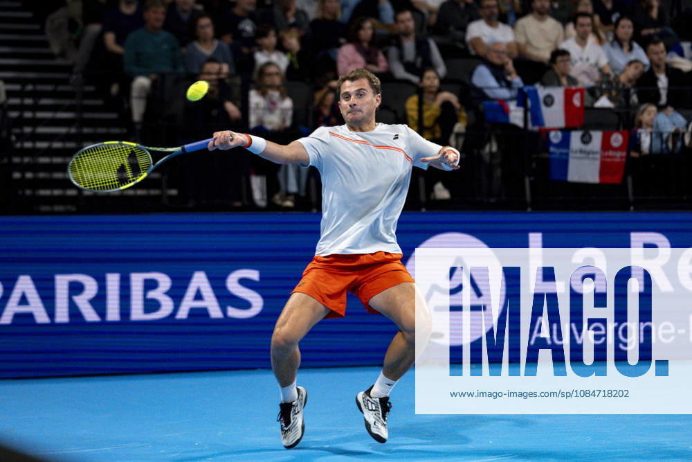 TENNIS : ATP, Tennis Herren 250 - Grand Tennis AURA - Decines (France) 18 10 2026 Valentin ROYER (FRA) vs Clement TABUR (FRA) during the qualifying tournament of the Auvergne Rhône-Alpes Grand Prix at the LDLC Arena in Décines on October 18, 2026. Photo Sandrine Thesillat PsNewZ