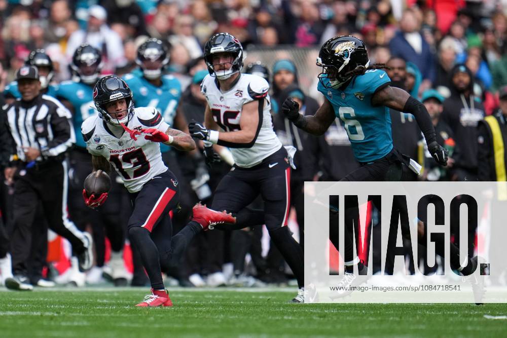 Houston Texans, Jaylin Noel, Wide receiver, 13 runs past Jacksonville Jaguars, Antonio Johnson, Safety, 6 Houston Texans v Jacksonville Jaguars, NFL, American Football Herren, USA American Football, Wembley Stadium, London, UK - 18 Oct 2026London Wembley Stadium United Kingdom