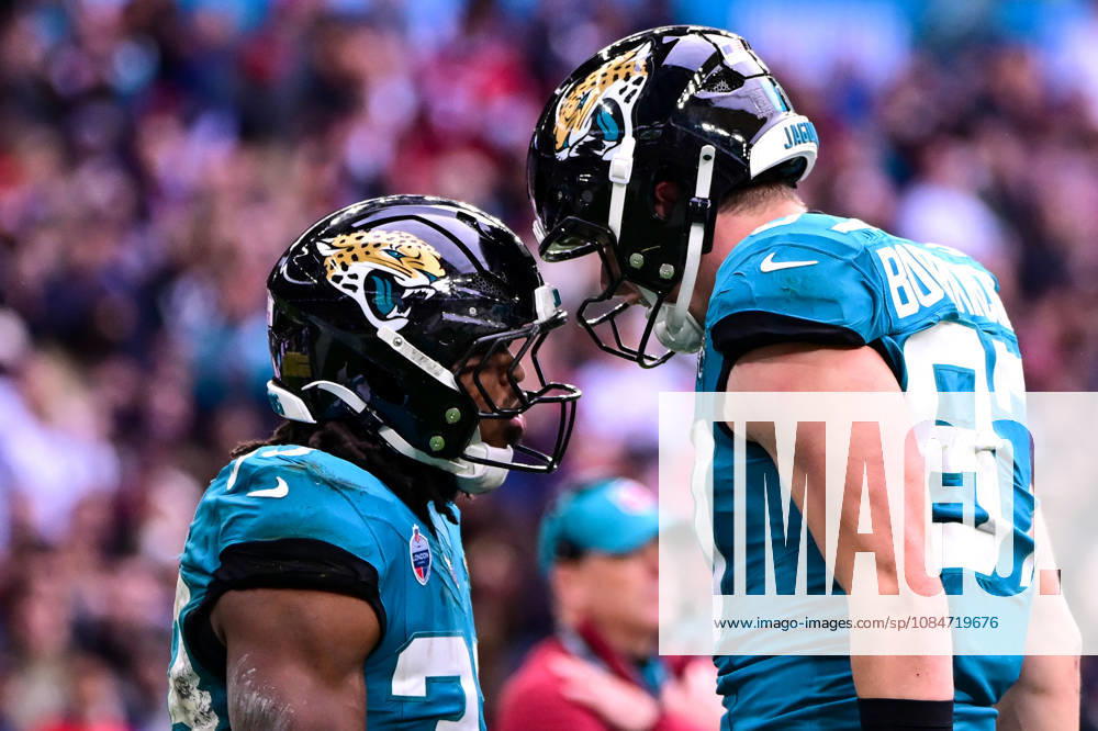 Jacksonville Jaguars v Houston Texans, International Series Bhayshul Tuten (33) of Jacksonville Jaguars and Nate Boerkircher (87) of Jacksonville Jaguars during the International Series match between Jacksonville Jaguars and Houston Texans at Wembley Stadium, London, UK on 18 October 2026. Editorial use only ,