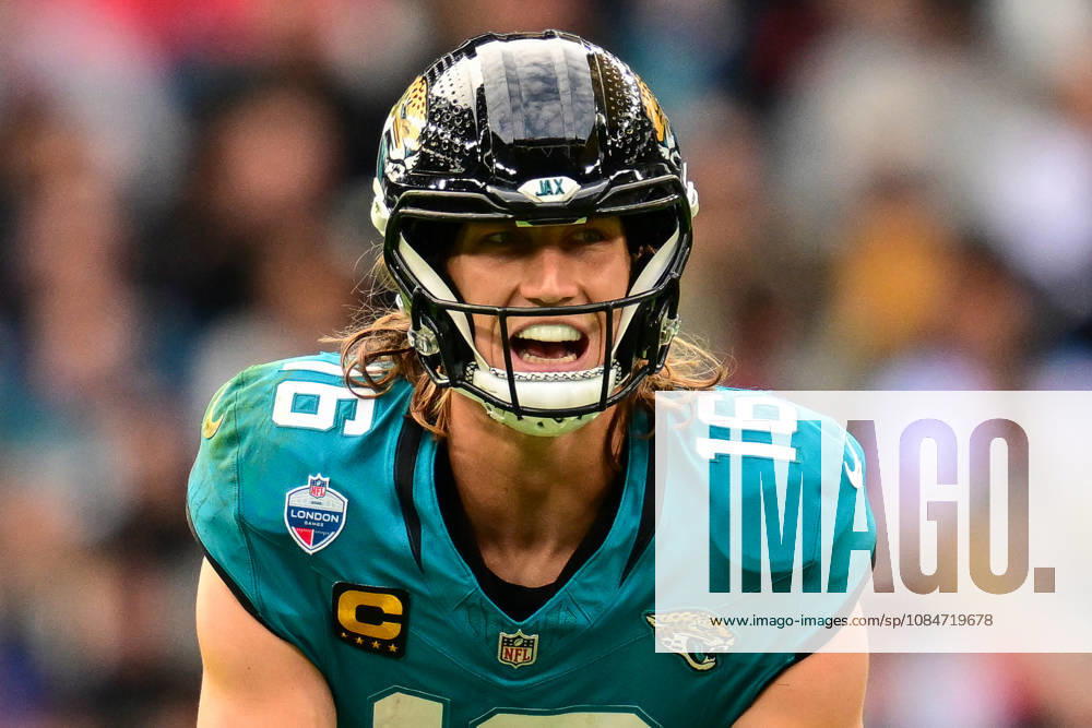 Jacksonville Jaguars v Houston Texans, International Series Trevor Lawrence (16) of Jacksonville Jaguars during the International Series match between Jacksonville Jaguars and Houston Texans at Wembley Stadium, London, UK on 18 October 2026. Editorial use only ,