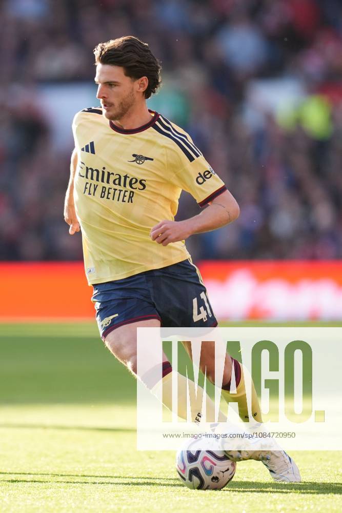 Declan Rice of Arsenal dribbles with the ball Nottingham Forest v Arsenal, Premier League, Football, The City Ground, Nottingham, UK - 18 Oct 2026Nottingham The City Ground United Kingdom