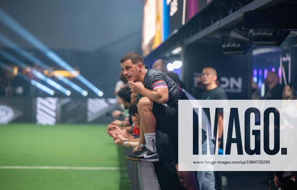 Fußball, Herren, Herbst 2026, Indoor, Season Five, 5. Saison der Icon League in der Messe Berlin, 1. Spieltag, Division Toni, Two Stripes United - Plyars United (6:4), Diego Demme (Plyrs United), 18.10.2026,