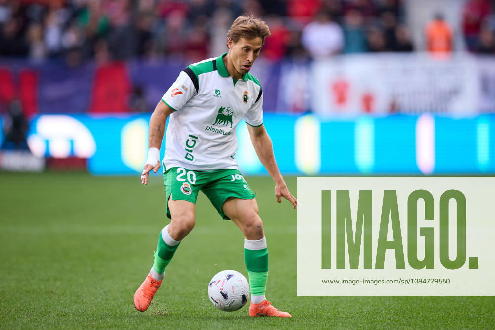 CA Osasuna v Real Racing Club de Santander - LaLiga EA Sports Sergio Canales of Real Racing Club de Santander in action during the LaLiga EA Sports match between CA Osasuna and Real Racing Club de Santander at El Sadar on October 18, 2026, in Pamplona, Spain. Pamplona El Sadar Navarra Spain RL_CAOvRCS_2K26_0016
