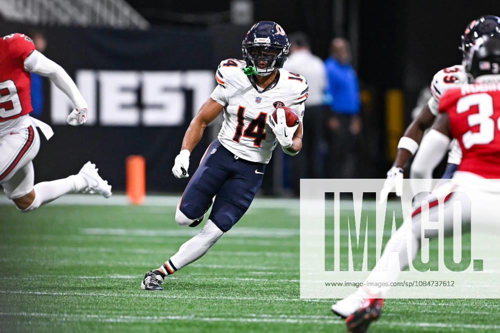ATLANTA, GA - OCTOBER 18: Chicago wide receiver Kalif Raymond (14) runs with the ball after a reception during the NFL, American Football Herren, USA game between the Chicago Bears and the Atlanta Falcons on October 18th, 2026 at Mercedes-Benz Stadium in Atlanta, GA. (Photo by Rich von Biberstein Icon Sportswire) NFL: OCT 18 Bears at Falcons Icon261018009
