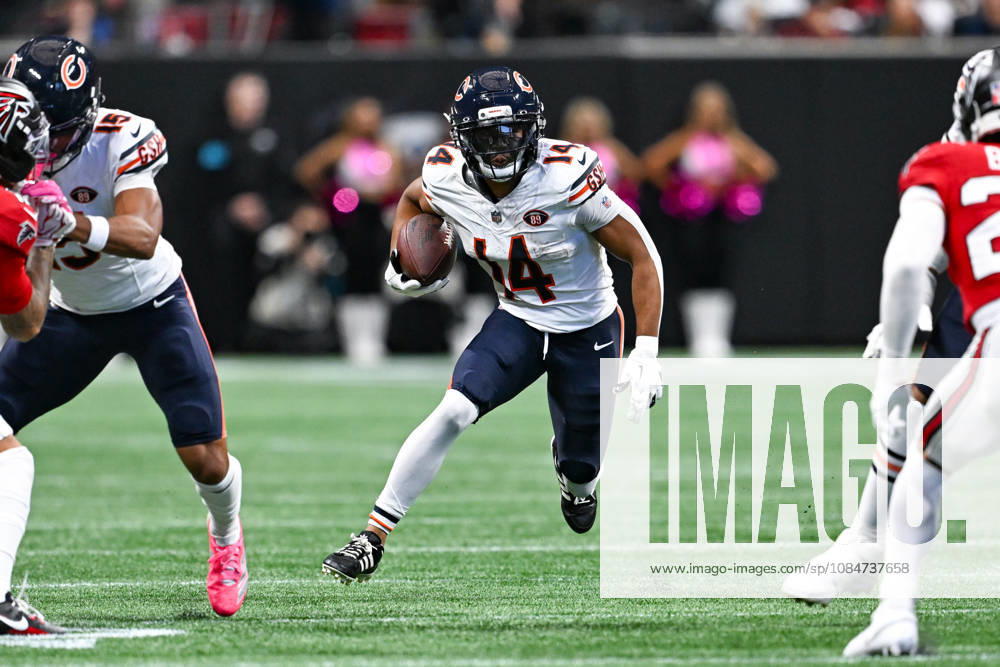 ATLANTA, GA - OCTOBER 18: Chicago wide receiver Kalif Raymond (14) runs with the ball during the NFL, American Football Herren, USA game between the Chicago Bears and the Atlanta Falcons on October 18th, 2026 at Mercedes-Benz Stadium in Atlanta, GA. (Photo by Rich von Biberstein Icon Sportswire) NFL: OCT 18 Bears at Falcons Icon261018015