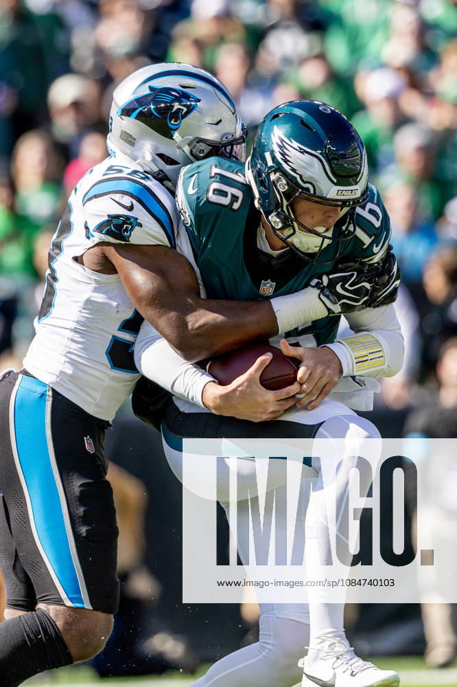 Philadelphia Eagles quarterback Tanner McKee (16) is sacked by Carolina Panthers inside linebacker Bobby Okereke (58) in the first quarter of NFL, American Football Herren, USA action at Lincoln Financial Field in Philadelphia, Pennsylvania on Sunday, October 18, 2016. PHI20261018003 LAURENCExKESTERSON