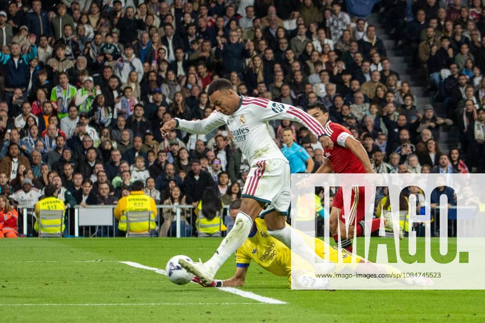 Kylian Mbappo (Real Madrid) seen in action during the La Liga EA SPORTS 2026-2027 match between Real Madrid and Sevilla. Madrid Spain - ZUMAs197 20261018_aaa_s197_180