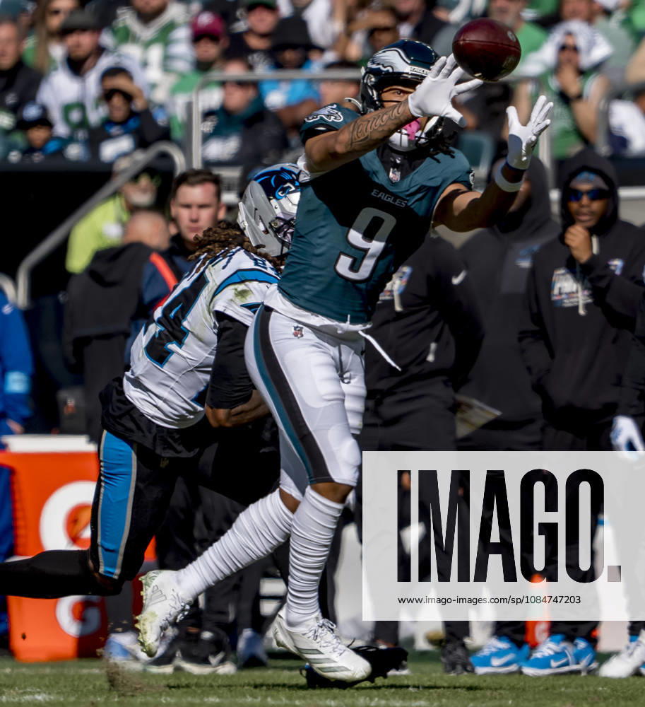 Oct 18, 2026; Philadelphia, PA, USA; Philadelphia Eagles wide receiver Makai Lemon (9) looks in a reception during the NFL, American Football Herren, USA football matchup between the Carolina Panthers and Philadelphia Eagles at Lincoln Financial Field. The Panthers defeated the Eagles 25-14.Mandatory Credit: -Cal Media NFL 2026: Panthers Vs Eagles OCT 18 - ZUMAcs17 20261018_faf_cs17_037