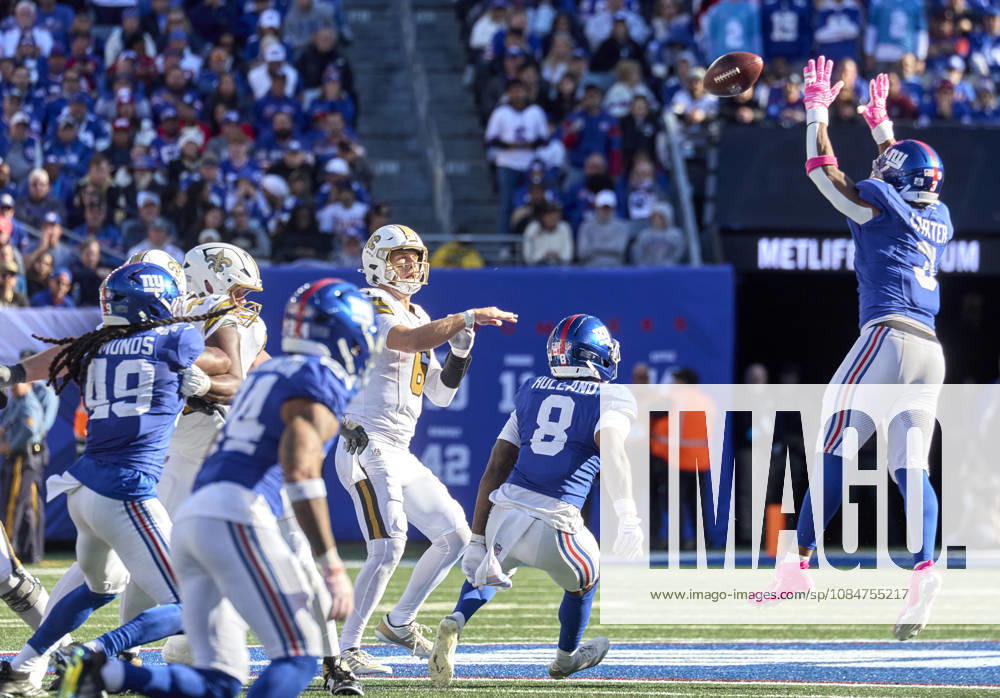 NFL, American Football Herren, USA 2026: Saints Vs Giants SEP 13 New York Giants linebacker Abdul Carter (3) blocks a pass attempt by New Orleans Saints quarterback Tyler Shough (6) during a NFL game at MetLife Stadium in East Rutherford, New Jersey. Duncan Williams CSM (Credit Image: Duncan Williams Cal Media) East Rutherford New Jersey United States