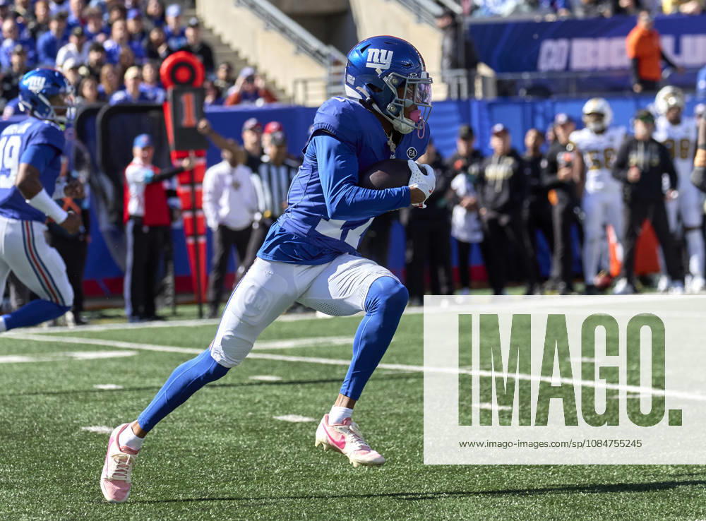 NFL, American Football Herren, USA 2026: Saints Vs Giants SEP 13 New York Giants wide receiver Darnell Mooney (17) on a reverse run against the New Orleans Saints during a NFL game at MetLife Stadium in East Rutherford, New Jersey. Duncan Williams CSM (Credit Image: Duncan Williams Cal Media) East Rutherford New Jersey United States