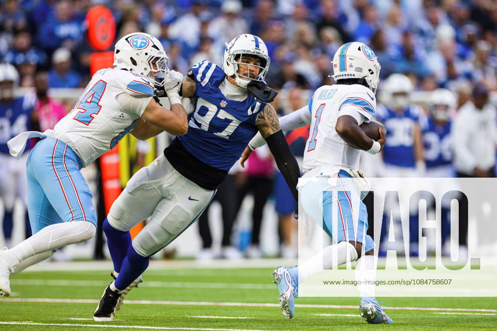 Oct 18, 2026; Indianapolis, IN, USA; Indianapolis Colts defensive end Laiatu Latu (97) pressures Tennessee Titans quarterback Cam Ward (1) during NFL, American Football Herren, USA game action at Lucas Oil Stadium. Mandatory Credit: -Cal Media Indianapolis USA - ZUMAc04_ 20261018_zma_c04_027