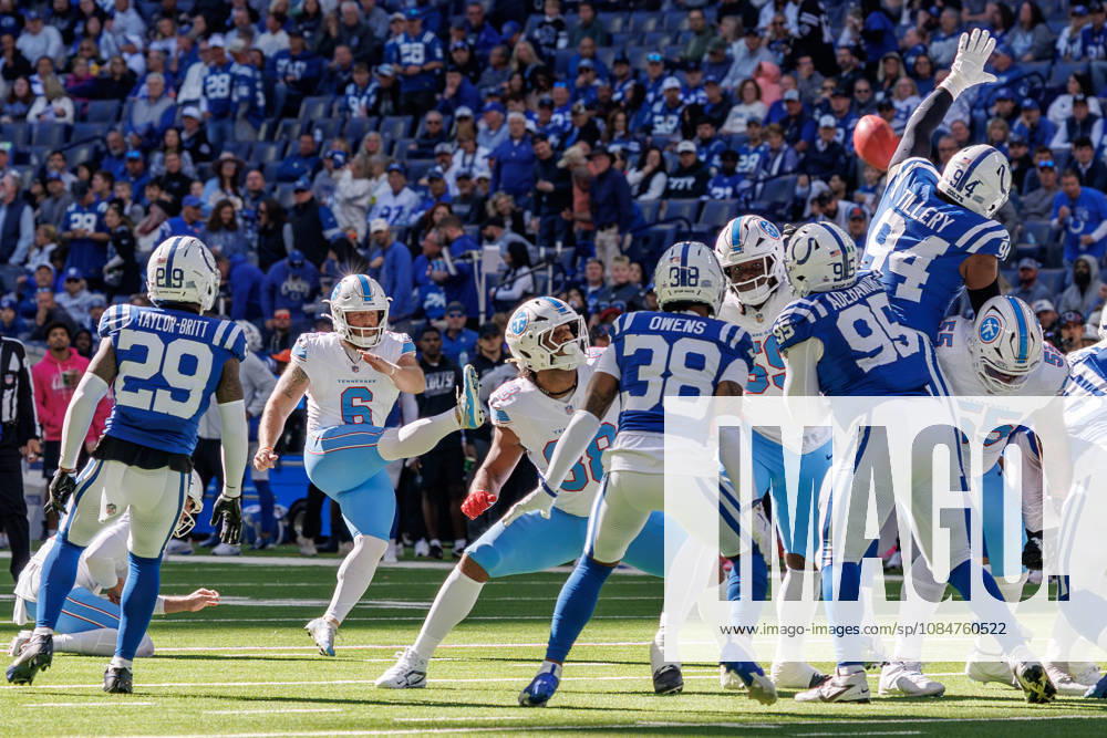 Indianapolis, Indiana, U.S: Tennessee Titans kicker Joey Slye (6) attempts a field goal during the game between the Tennessee Titans and the Indianapolis Colts at Lucas Oil Stadium, Indianapolis, Indiana. Indianapolis U.S - ZUMAs304 20261018_zaf_s304_045