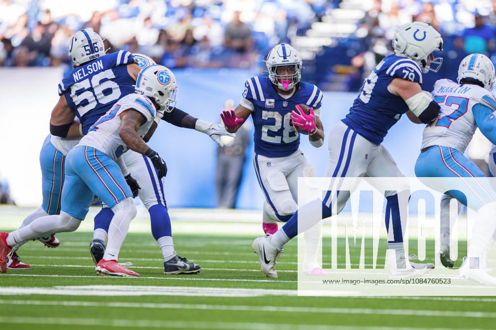 Oct 18, 2026; Indianapolis, IN, USA; Indianapolis Colts running back Jonathan Taylor (28) runs with the ball during NFL, American Football Herren, USA game action against the Tennessee Titans at Lucas Oil Stadium. Mandatory Credit: -Cal Media NFL 2026: Titans Vs Colts OCT 18 - ZUMAc04_ 20261018_zma_c04_268
