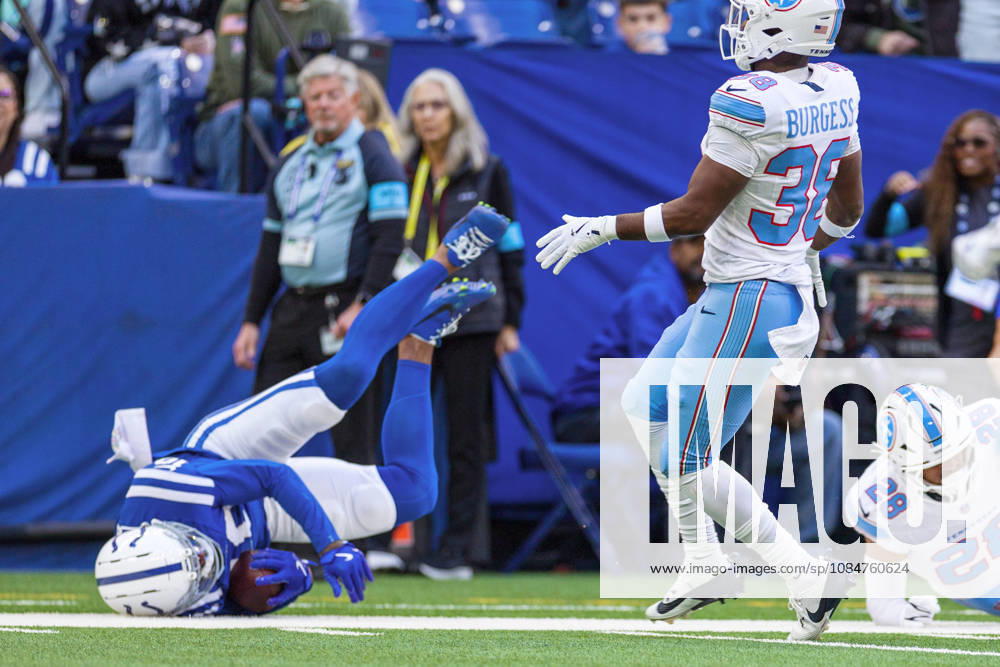 NFL, American Football Herren, USA 2026: Titans Vs Colts OCT 18 Oct 18, 2026; Indianapolis, IN, USA; Indianapolis Colts wide receiver Keenan Allen (10) is knocked out of bounds during NFL game action against the Tennessee Titans at Lucas Oil Stadium. Mandatory Credit: John Mersits-Cal Media (Credit Image: Â John Mersits Cal Sport Media) Indianapolis In USA