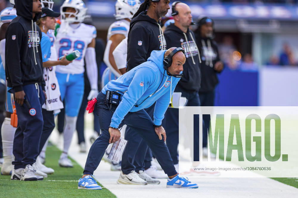 Oct 18, 2026; Indianapolis, IN, USA; Tennessee Titans head coach Robert Saleh on the sidelines during NFL, American Football Herren, USA game action against the Indianapolis Colts at Lucas Oil Stadium. Mandatory Credit: -Cal Media NFL 2026: Titans Vs Colts OCT 18 - ZUMAc04_ 20261018_zma_c04_332
