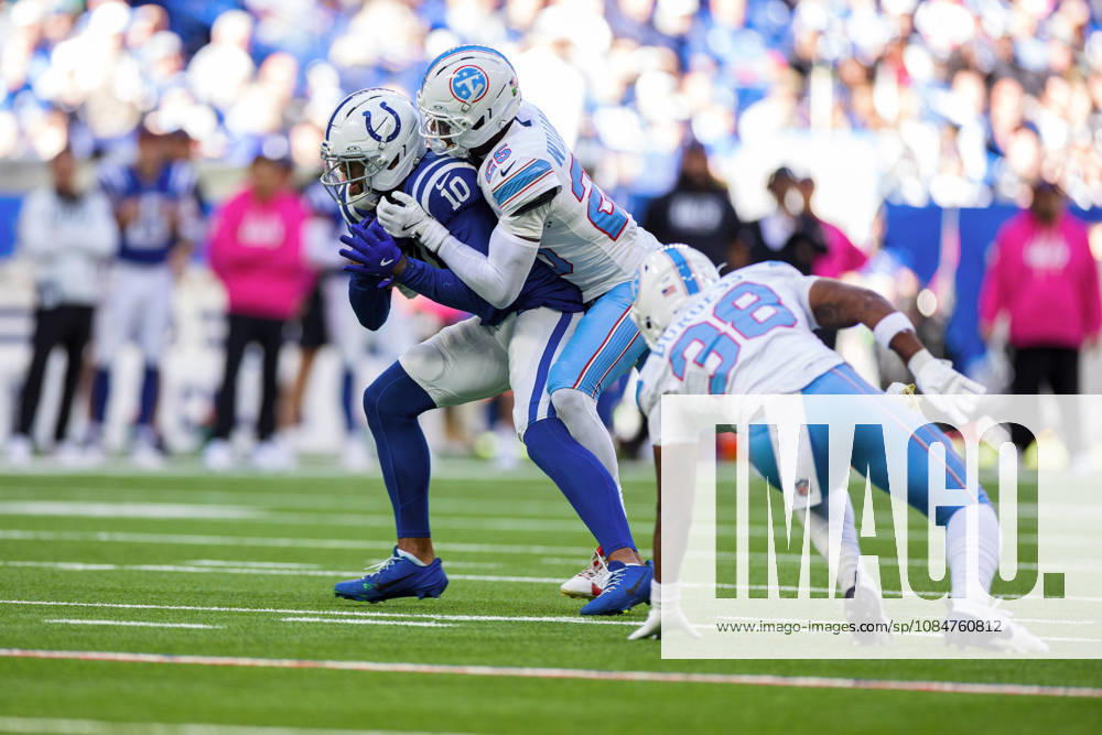 NFL, American Football Herren, USA 2026: Titans Vs Colts OCT 18 Oct 18, 2026; Indianapolis, IN, USA; Indianapolis Colts wide receiver Keenan Allen (10) runs with the ball during NFL game action against the Tennessee Titans at Lucas Oil Stadium. Mandatory Credit: John Mersits-Cal Media (Credit Image: Â John Mersits Cal Sport Media) Indianapolis In USA