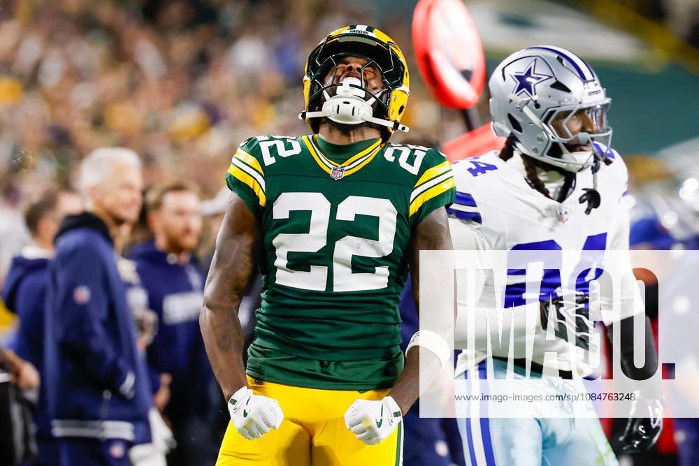 Oct 18, 2026; Green Bay, WI, USA; Green Bay Packers running back Pierre Strong Jr. (22) celebrates after making a first down during the NFL, American Football Herren, USA game against the Dallas Cowboys at Lambeau Field. Mandatory Credit: -Cal Media. NFL 2026: Cowboys Vs Packers OCT 18 - ZUMAc04_ 20261018_zma_c04_412