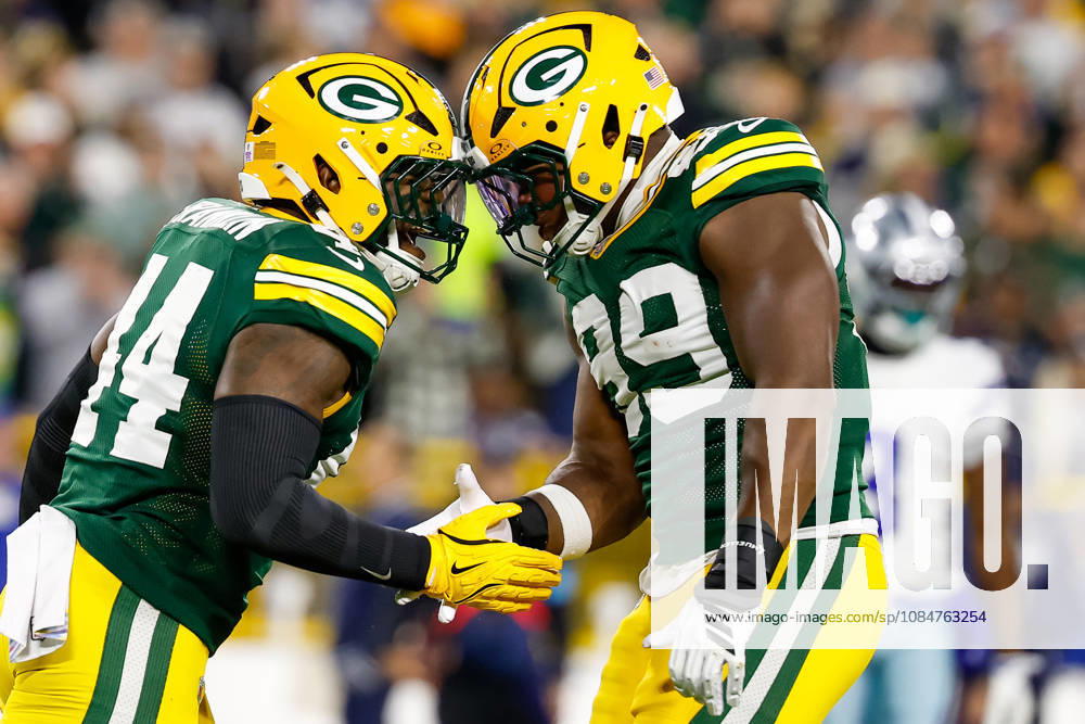 Oct 18, 2026; Green Bay, WI, USA; Green Bay Packers linebacker Zaire Franklin (44) and defensive end Barryn Sorrell (99) celebrate during the NFL, American Football Herren, USA game against the Dallas Cowboys at Lambeau Field. Mandatory Credit: -Cal Media. NFL 2026: Cowboys Vs Packers OCT 18 - ZUMAc04_ 20261018_zma_c04_414