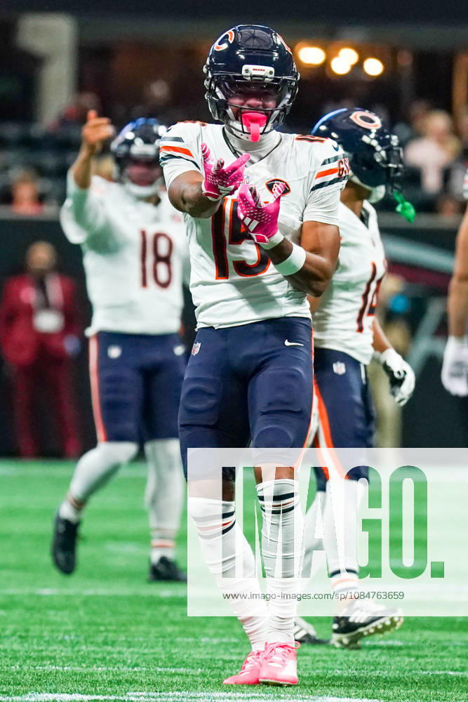 Chicago Bears wide receiver Rome Odunze (15) reacts on the field after a play during the game against the Atlanta Falcons at Mercedes-Benz Stadium. NFL, American Football Herren, USA Chicago Beras At Atlanta Falcons - ZUMAw109 20261018_fap_w109_019
