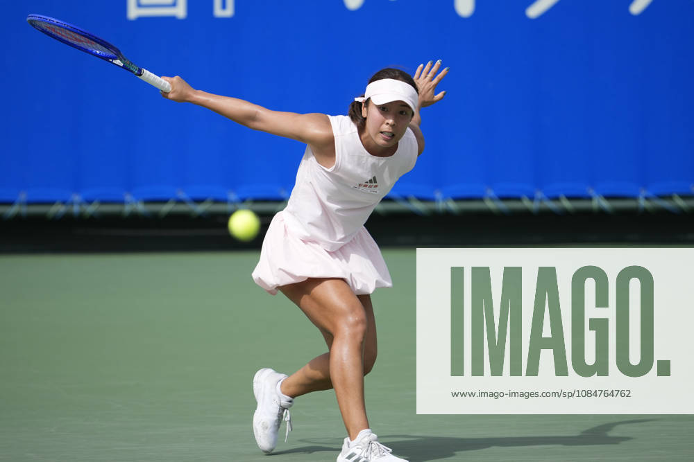 WTA, Tennis Damen Kinoshita Group Japan Open - Day 1 Mai Hontama of Japan competes in her round of 32 singles match against Viktorija Golubic of Switzerland at the 2026 Kinoshita Group Japan Open Women s tennis tournament at Utsubo Tennis Center in Osaka, Japan, on October 19, 2026. Osaka Japan