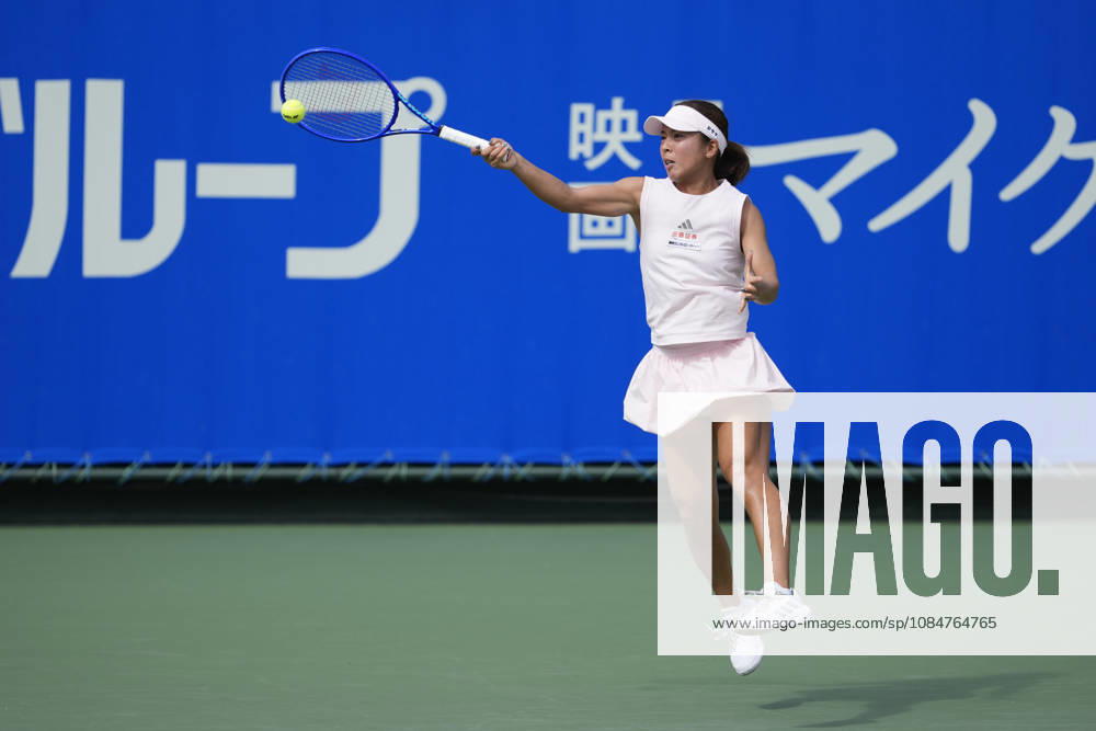 WTA, Tennis Damen Kinoshita Group Japan Open - Day 1 Mai Hontama of Japan competes in her round of 32 singles match against Viktorija Golubic of Switzerland at the 2026 Kinoshita Group Japan Open Women s tennis tournament at Utsubo Tennis Center in Osaka, Japan, on October 19, 2026. Osaka Japan