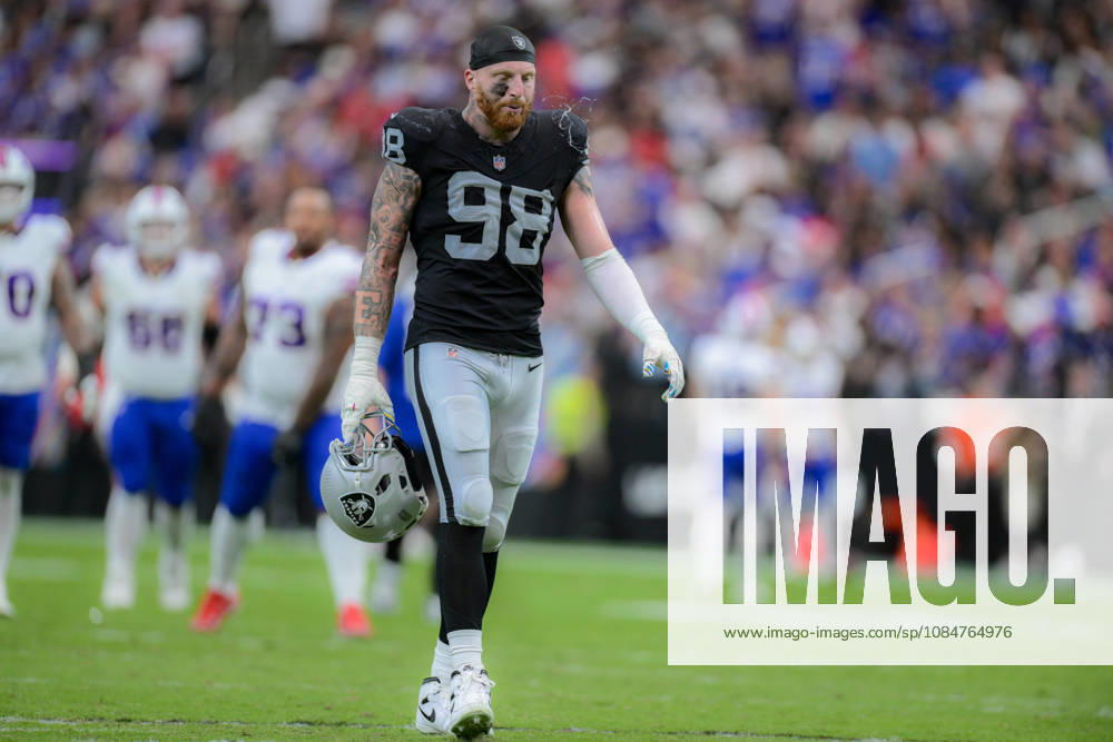 Las Vegas Raiders defensive end MAXX CROSBY (98) Walk off the field during week 6 NFL, American Football Herren, USA game at the Allegiant stadium in Las Vegas. The Buffalo Bills Defeated The Las Vegas Raiders 33-30 - ZUMAo117 20261018_zsp_o117_036