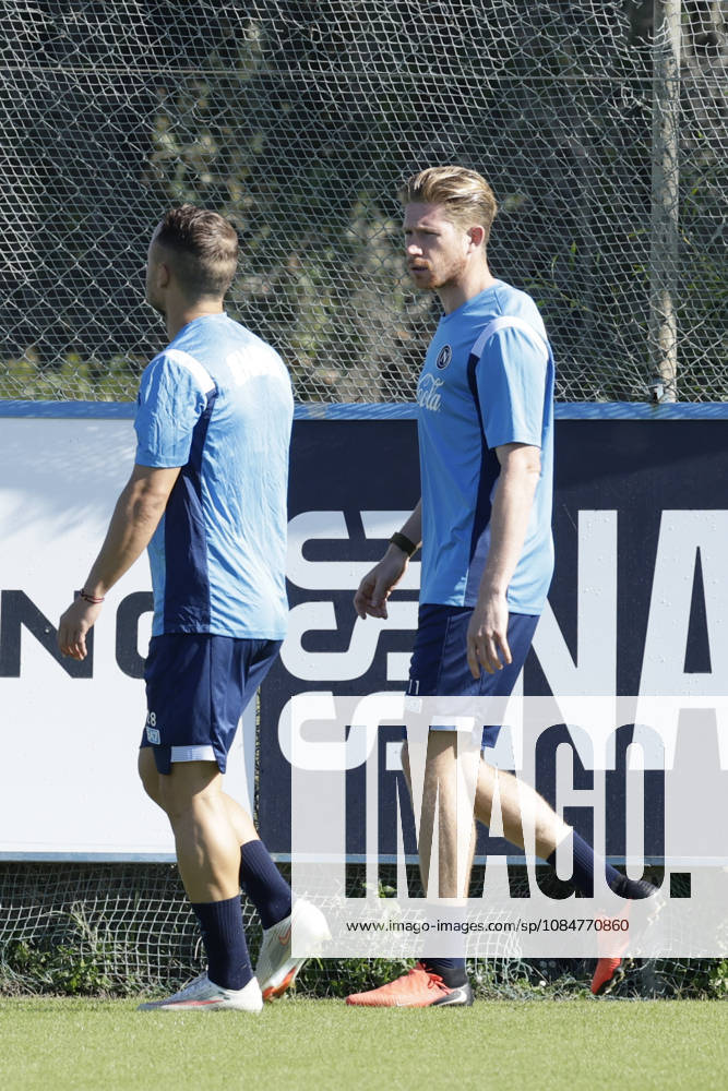 Training session SSC Napoli Napoli s Belgian midfielder Kevin De Bruyne during of the UEFA Champions League group stage matchday 3 fixture between SSC Napoli and Bodo Glimt at the SSC Napoli training centre in Castelvoturno, Caserta, on 19, October, 2026. _BPH9100