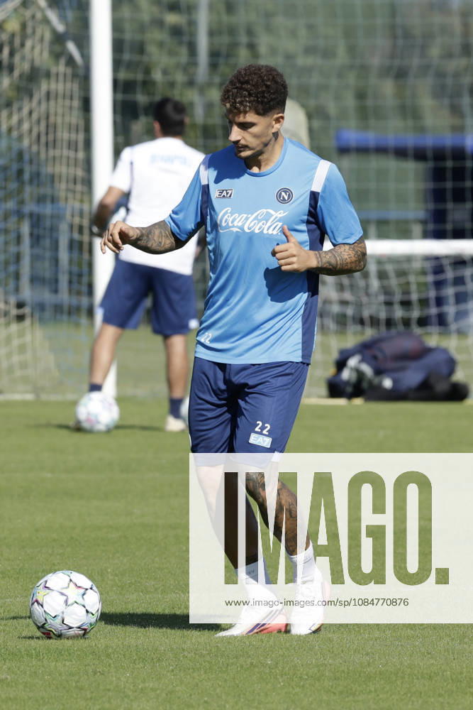 Training session SSC Napoli Napoli s Italian defender Giovanni Di Lorenzo controls the ball during of the UEFA Champions League group stage matchday 3 fixture between SSC Napoli and Bodo Glimt at the SSC Napoli training centre in Castelvoturno, Caserta, on 19, October, 2026. _BPH9280
