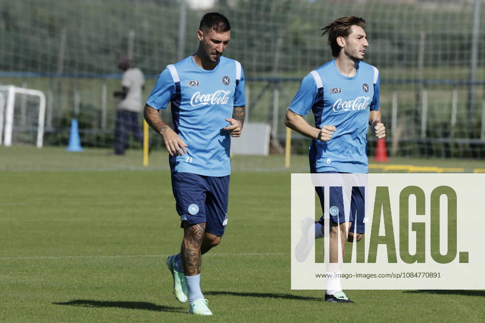 Training session SSC Napoli Napoli s Italian forward Matteo Politano and Napoli s Scottish midfielder Billy Gilmour during of the UEFA Champions League group stage matchday 3 fixture between SSC Napoli and Bodo Glimt at the SSC Napoli training centre in Castelvoturno, Caserta, on 19, October, 2026. _BPH9386