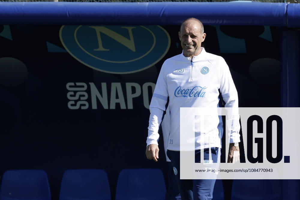 Training session SSC Napoli Napolis Italian coach Massimiliano Allegri during of the UEFA Champions League group stage matchday 3 fixture between SSC Napoli and Bodo Glimt at the SSC Napoli training centre in Castelvoturno, Caserta, on 19, October, 2026. _BPH9647