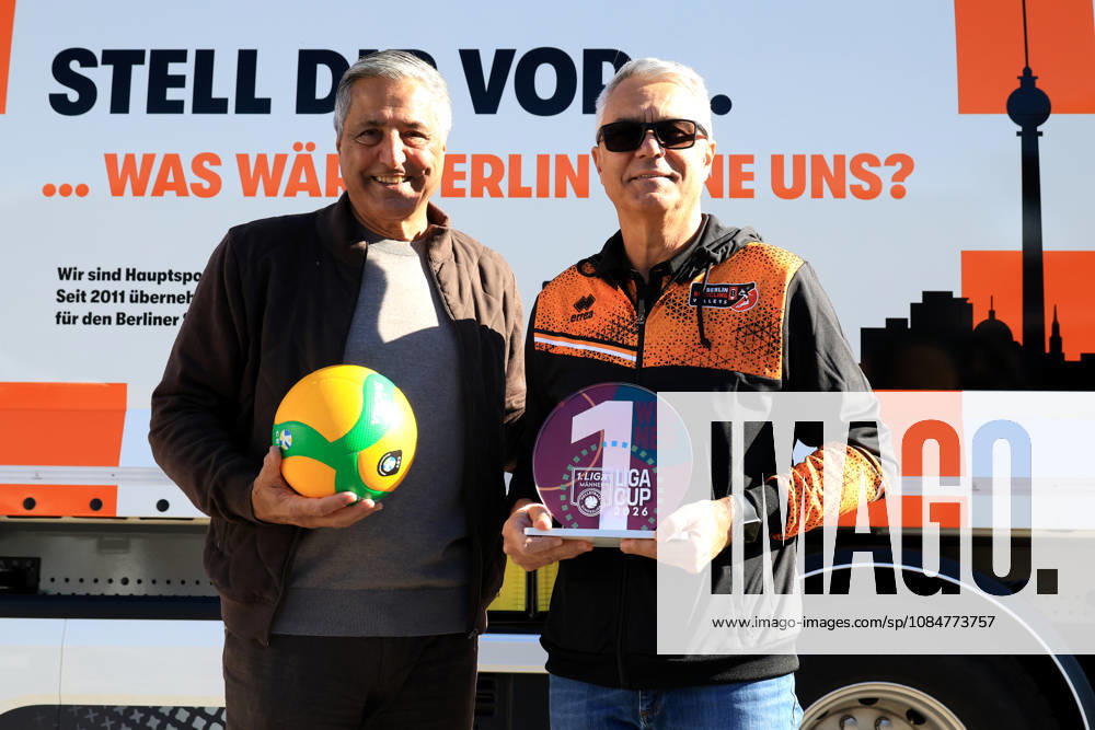 DEU, GER , Deutschland, Volleyball, BR Volleys PK, Saison 2026 2027), Berlin, BR Volleys Geschäftsfuehrer Kaweh Niroomand, Headcoach Andrea Anastasi, Kapitän Ruben Schott nordphoto GmbH Engler Berlin Berlin Berlin Deutschland