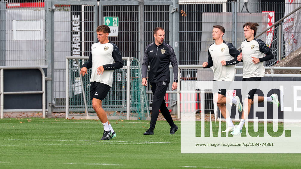 Stuttgart, Fußball UEFA Champions League, Saison 2026-2027, VfB Stuttgart Training, Grischa Prömel, Matthias Schiffers