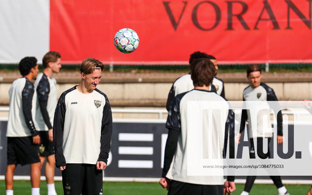 Stuttgart, Fußball UEFA Champions League, Saison 2026-2027, VfB Stuttgart Training, Angelo Stiller
