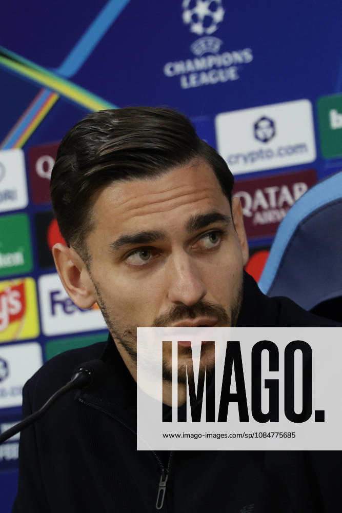 Press conference, PK, Pressekonferenz SSC Napoli Napoli s Italian goalkeeper Alex Meret during the SSC Napoli press conference the day before the Champions League football match against Bodo Glimt at the Diego Armando Maradona stadium in Napoli on 19, October, 2026. ABP11731