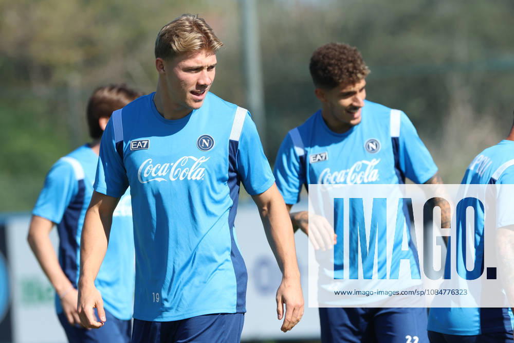 SSC Napoli Training Session Rasmus Hojlund and Giovanni Di Lorenzo of Napoli participate in a training session ahead of the UEFA Champions League 2026 27 at the Napoli training center in Castel Volturno, Italy, on October 19, 2026. Castel Volturno Napoli Italy