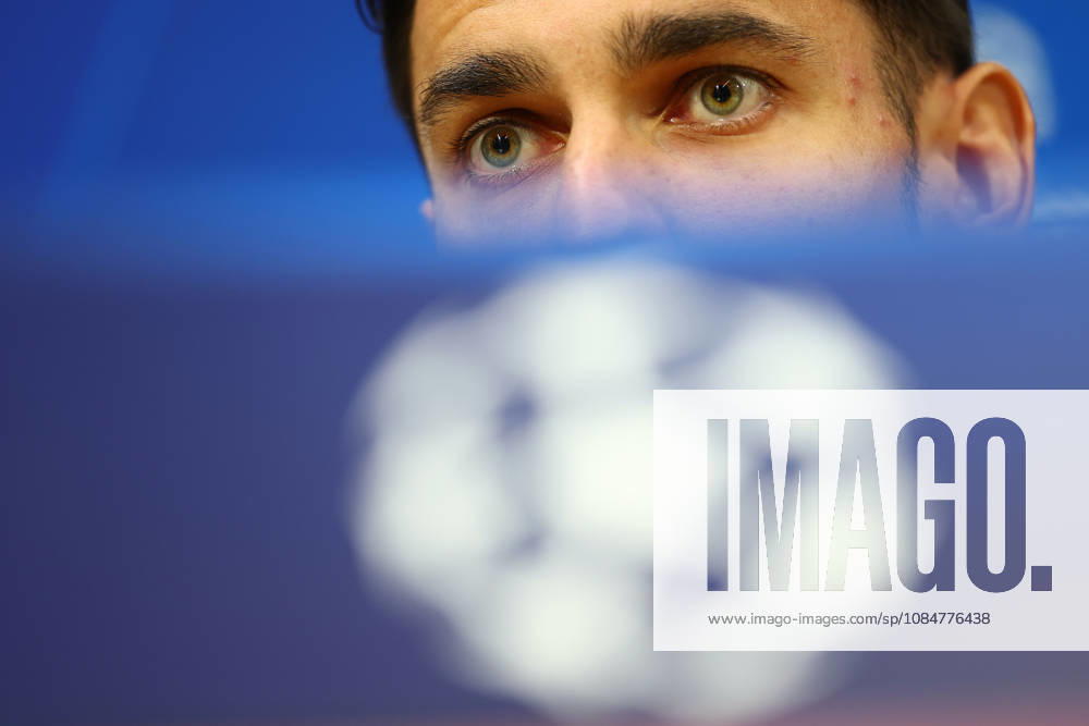 Napoli’s goalkeeper Alex Meret During the Napoli-Bodo Glimt Champions League press conference, PK, Pressekonferenz in the press room at the Diego Armando Maradona Stadium on October 19, 2026.