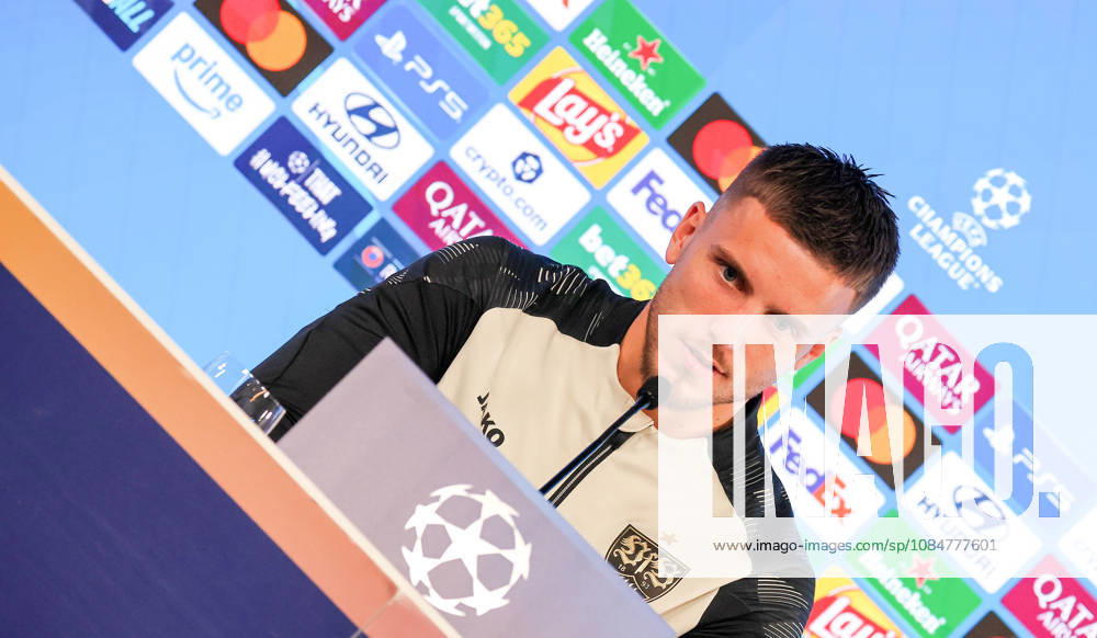 Stuttgart, Fußball UEFA Champions League, Saison 2026-2027, VfB Stuttgart Pressekonferenz, Ermedin Demirovic